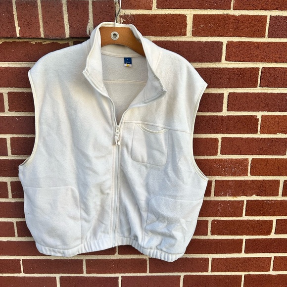 Old Navy Fleece Vest - Picture 1 of 2